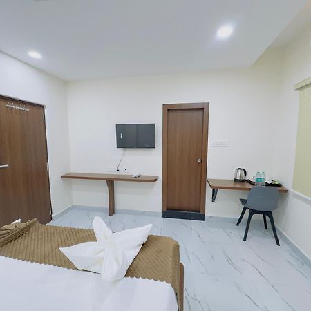 Hotel Apex Inn Hyderabad Airport Extérieur photo
